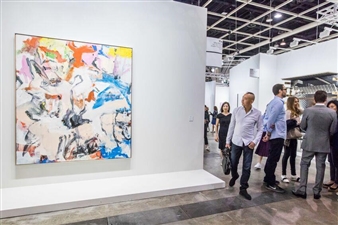 $35 M. de Kooning Leads Day of Robust Sales at Action-Packed Art Basel Hong Kong Opening