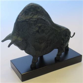 A bronzed metal model of Taurus the bull after Picasso - Pablo Picasso